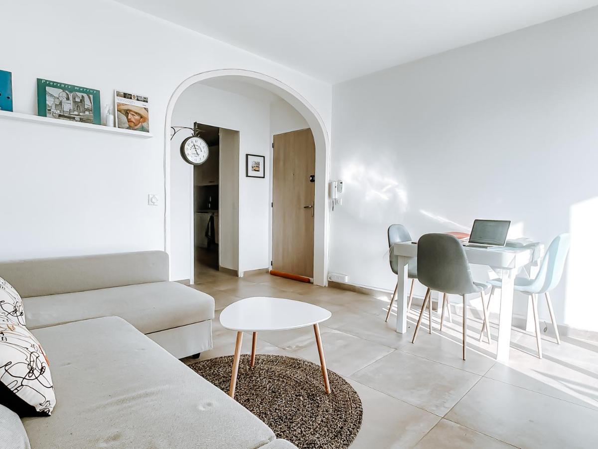 Appartement T3 Tout Confort A 500M De La Mer Saint-Cyr-sur-Mer Exterior foto